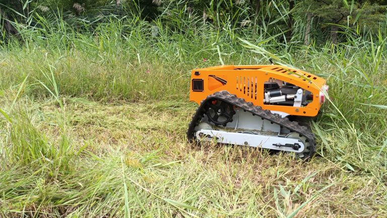 factory direct sales remote controlled brush mower in China