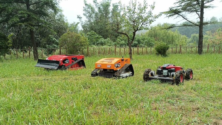 gasoline engine blade rotary time-saving and labor-saving remote controlled weed cutter