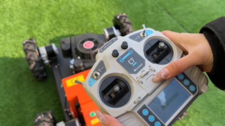 how to operate Wheel Radio Controlled Grass Cutter(VTW550-90 With Electric Start)?