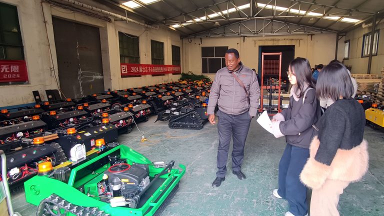 RC tracked lawn mower robot for sale