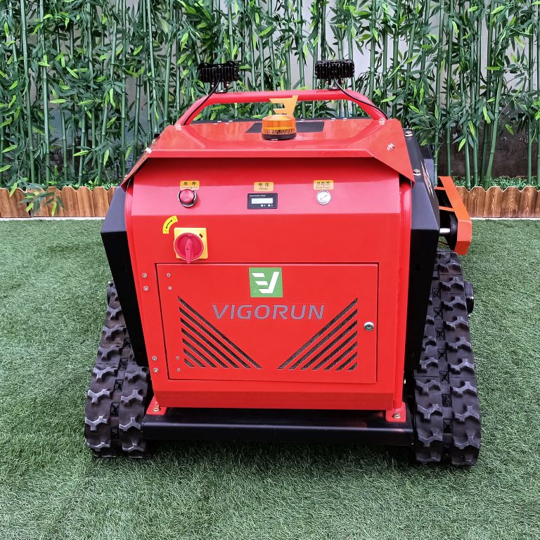 remote controlled wheeled weeder made by Vigorun Tech, Vigorun wireless caterpillar grass cutting machine for sale