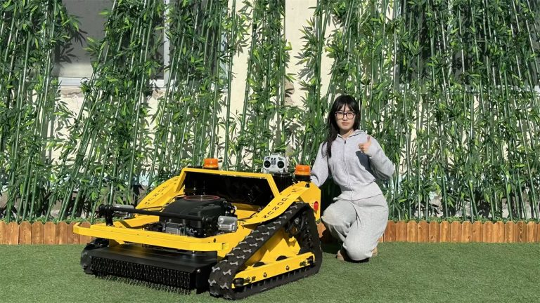 remote control tracked bush trimmer made in China